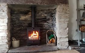 Cosy Cottage, 5 Miles From Snowdon Base Camp With Log Burner And Mountain Views